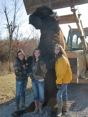 girls_and_buf_small_web_pic
